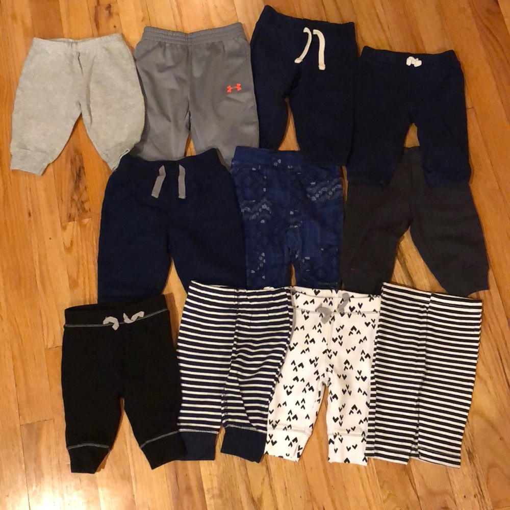 12 pairs of boys sz 3-6mo sweatpants.